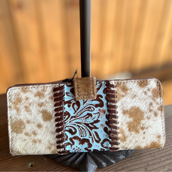 🌻Myra Bag Cowhide Leather Embossed Concho Boho Wallet Check Card New Turquoise - Picture 5 of 6